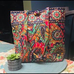 Vera Bradley tote
